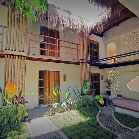 Хостел Casavia Siargao Catangnan Екстер'єр фото