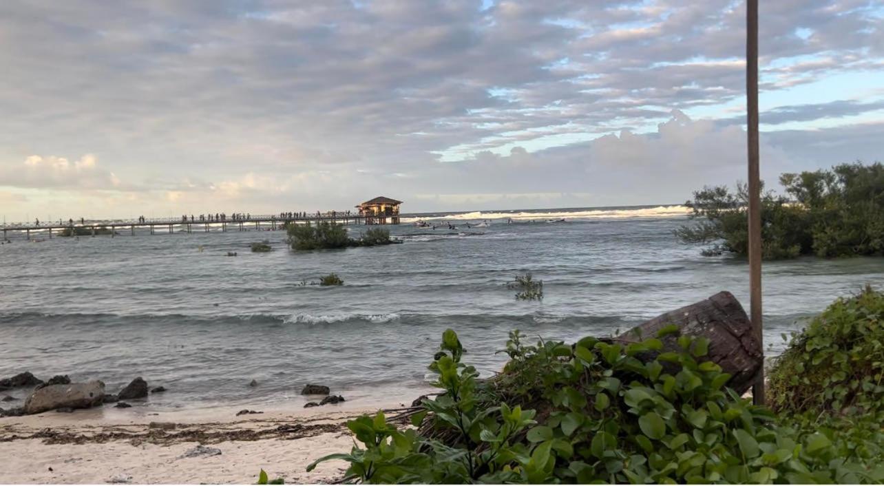Хостел Casavia Siargao Catangnan Екстер'єр фото