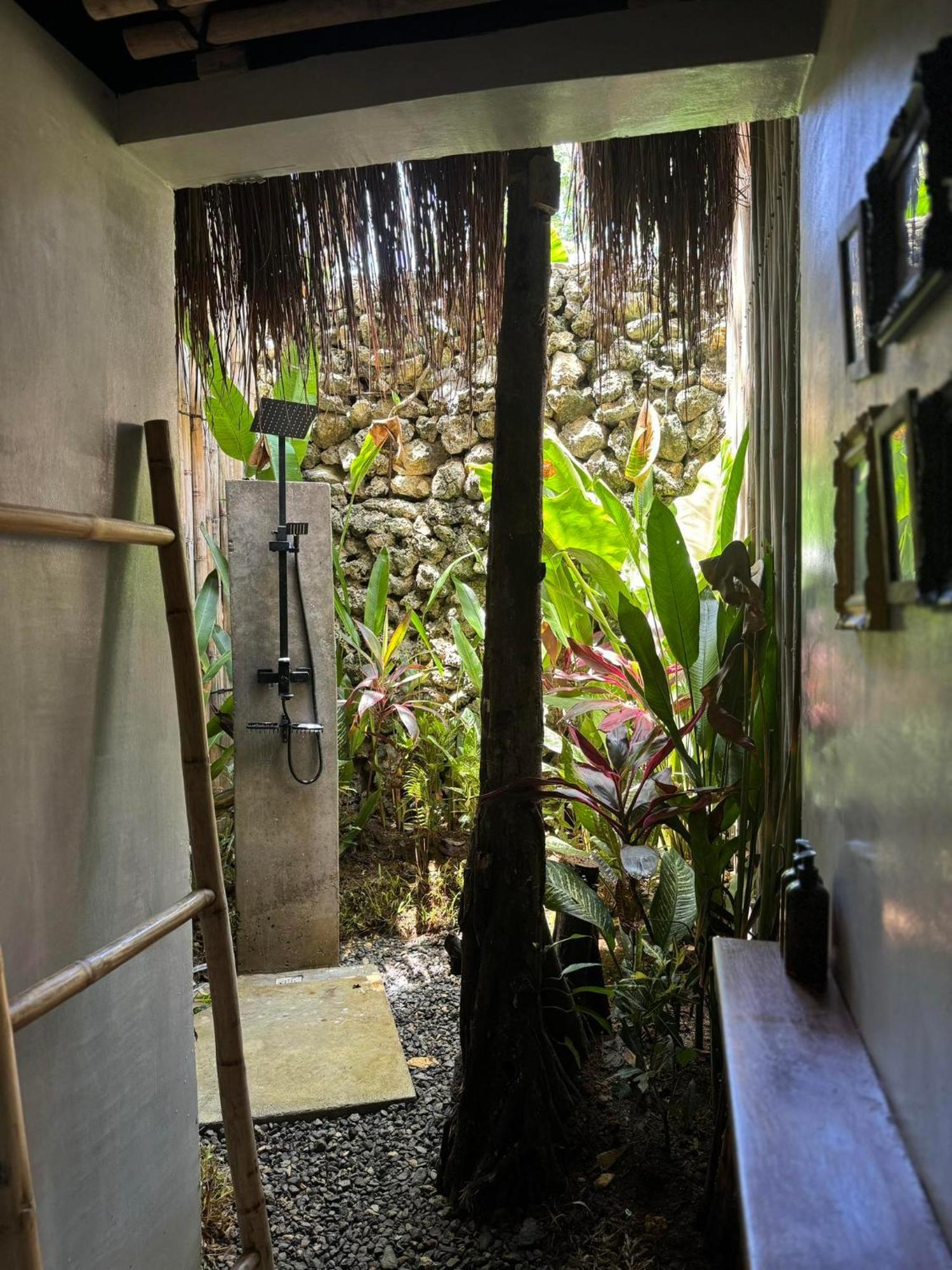 Хостел Casavia Siargao Catangnan Екстер'єр фото